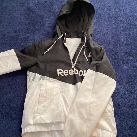 Reebok wind breaker - Picture 1 of 2